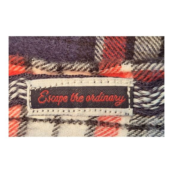 Denim & Flower Flannel Collection Button Up Pockets Red White Blue Plaid L Slim - Picture 9 of 12